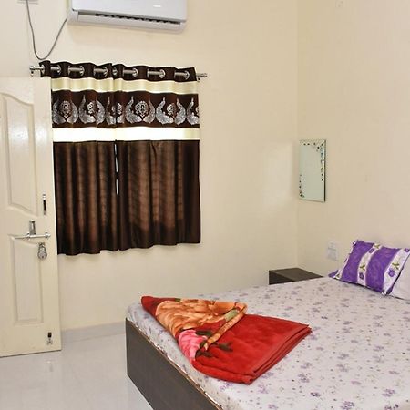 Hotel Shivalay Shegaon Bagian luar foto